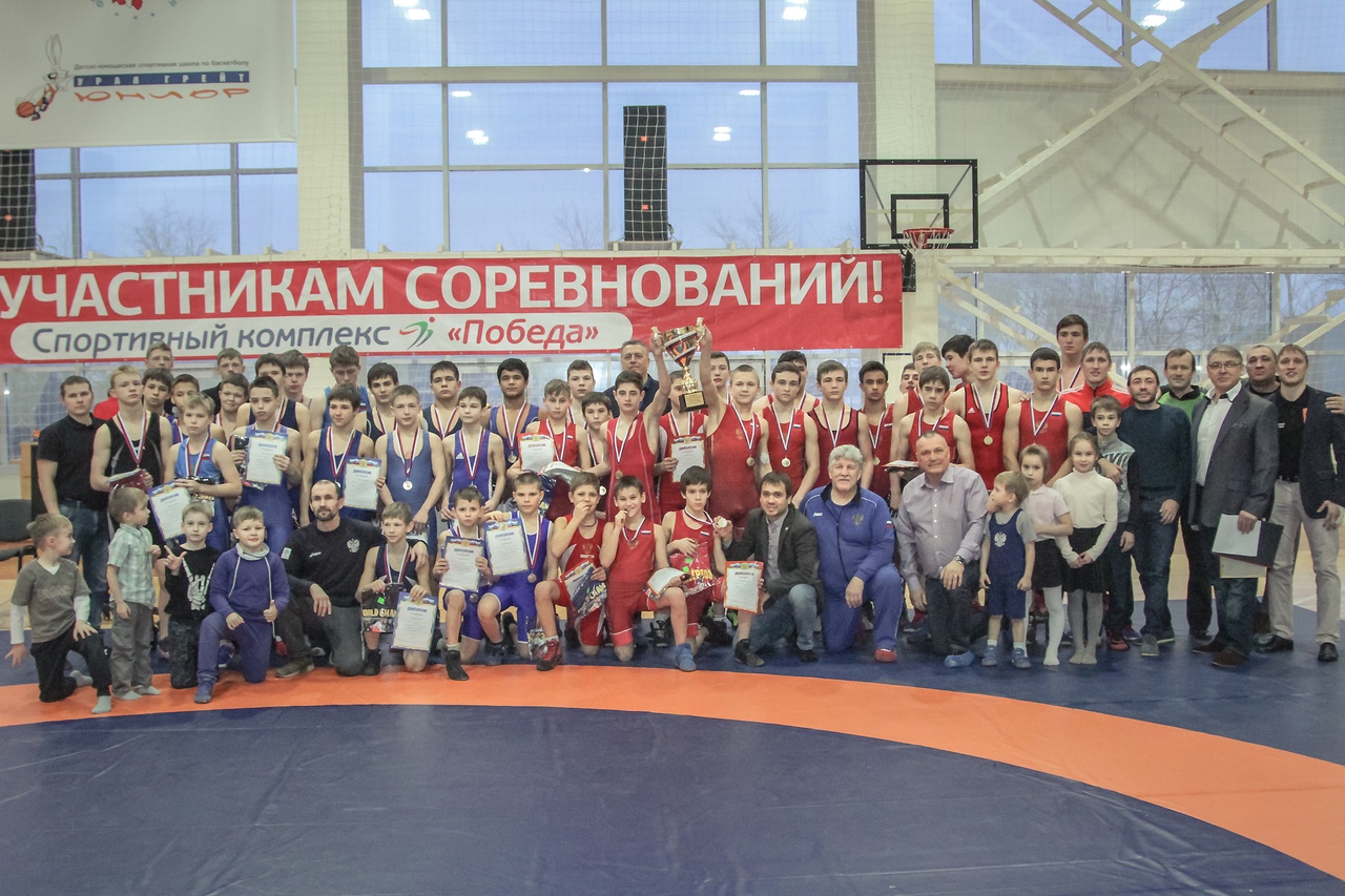 Традиционный командный турнир по греко-римской борьбе "Стенка на стенку на призы ск "Победа "